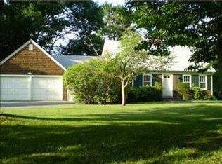 71 Foreside Rd, Cumberland Foreside, ME 04110