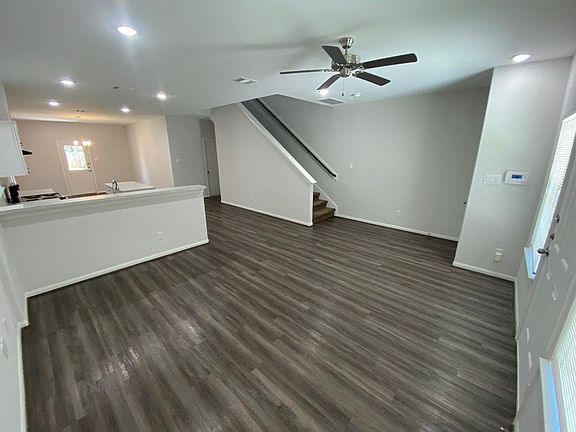 2nd image of 8149 Homewood Ln