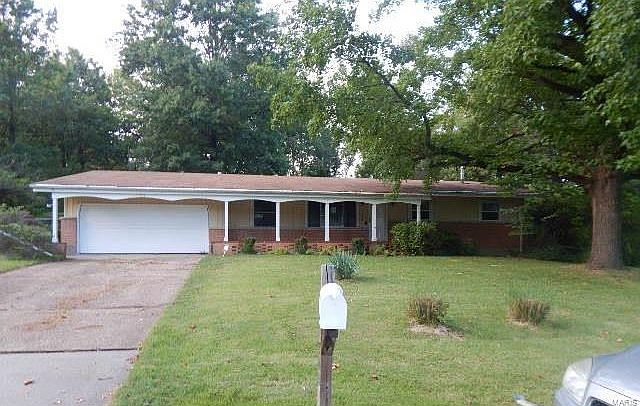 1st image of 1501 Crossett Dr