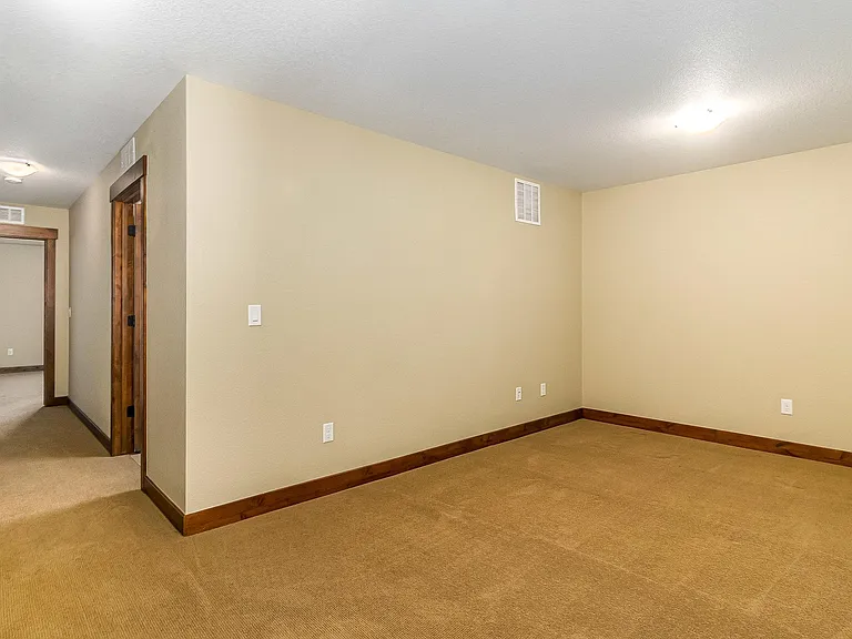 851 Baum St #C — Photo 12