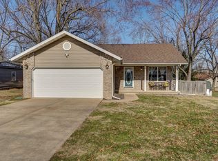 305 E Saint Louis St, Nixa, MO 65714