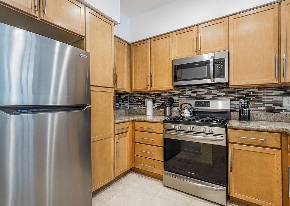 1st image of 6400 Crescent Park E APT 103