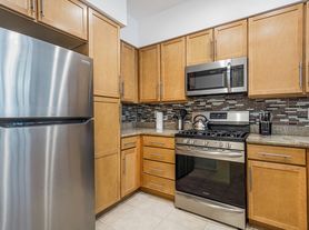 6400 Crescent Park E