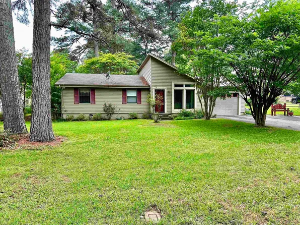 706 East St, White Hall, AR 71602