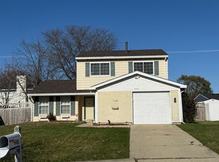 440 Sioux Dr, Bolingbrook, IL 60440