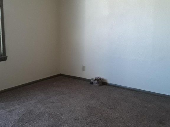 5th image of 404 S Peachtree St