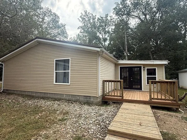 26 Ems W30a Ln, North Webster, IN 46555