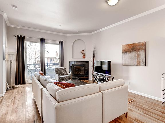 2nd image of 1489 Steele St APT 214