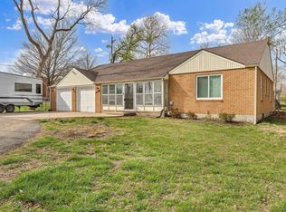 4740 SW 21st St, Topeka, KS 66604