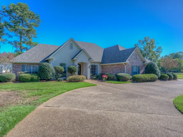 2151 Forest Hills Blvd, Haughton, LA 71037