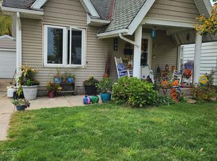 109 Arnold Ave, East Peoria, IL 61611