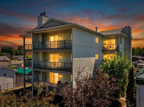 4415 N Lakeshore Dr #6, Sylvan Lake, AB T4S 1C7