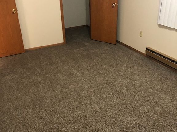 2nd image of 1017 N Summit Ave #1