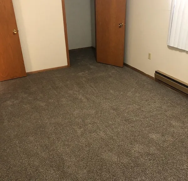 1017 N Summit Ave #1 — Photo 2