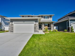 15127 S Revolutionary Way, Bluffdale, UT 84065