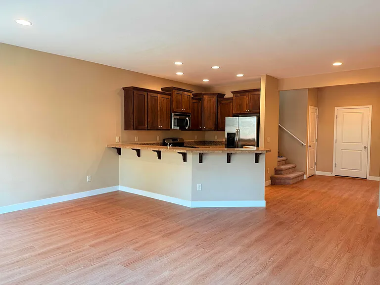 3957 SE Lone Oak St — Photo 5