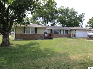 1401 Whipporwill St, Clinton, MO 64735
