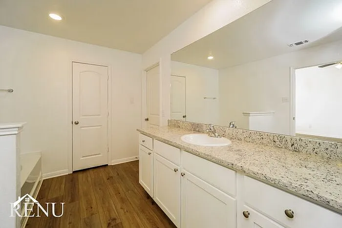 101 Scarborough Bnd — Photo 15