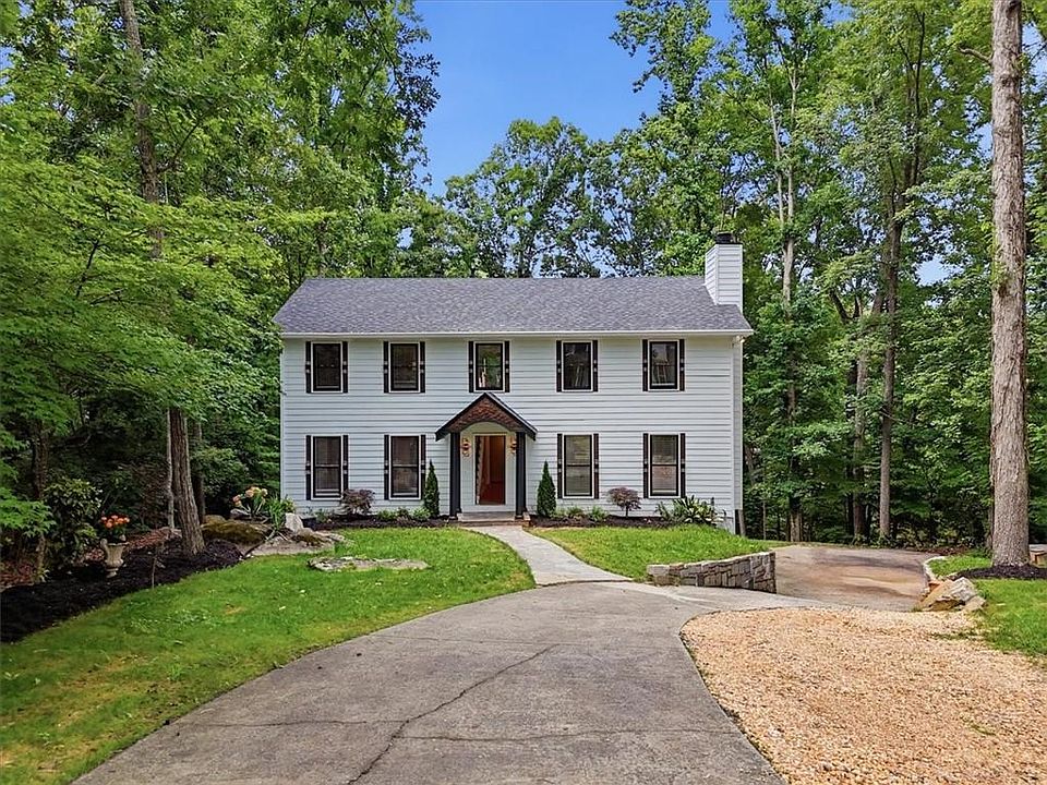 1st image of 1305 Lake Colony Dr