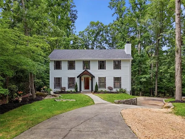 1305 Lake Colony Dr, Marietta, GA 30068