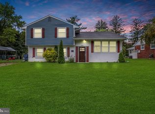 923 Kirk Rd, Williamstown, NJ 08094