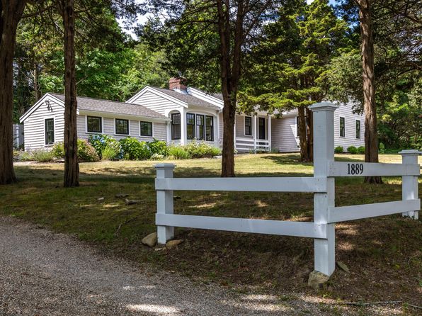 39 Alexander Dr, South Dennis, MA 02660