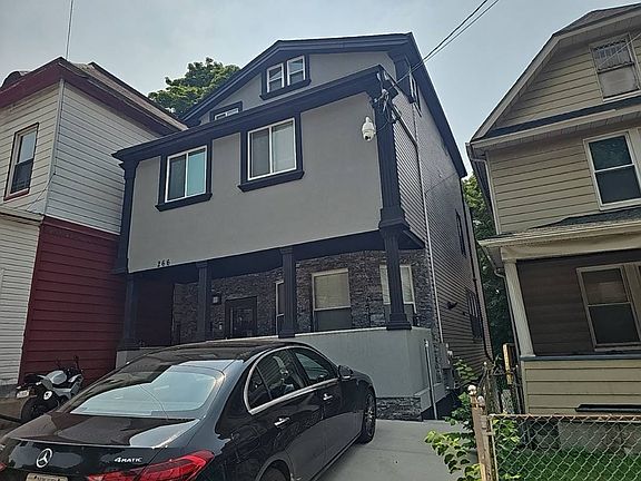 2nd image of 266 Westervelt Ave
