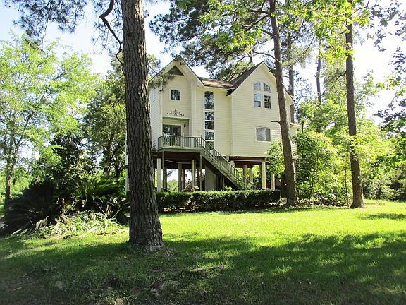 2nd image of 1706 Lakeshore Dr