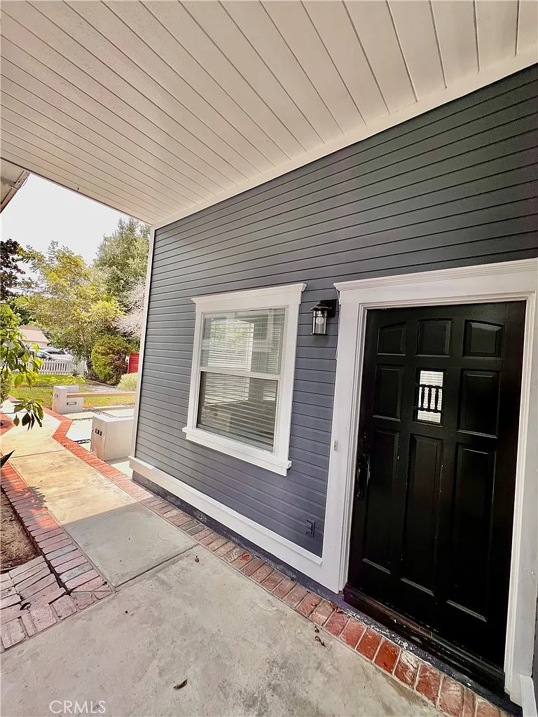 3 bed, 1750 sqft, $4,650 — Photo 3