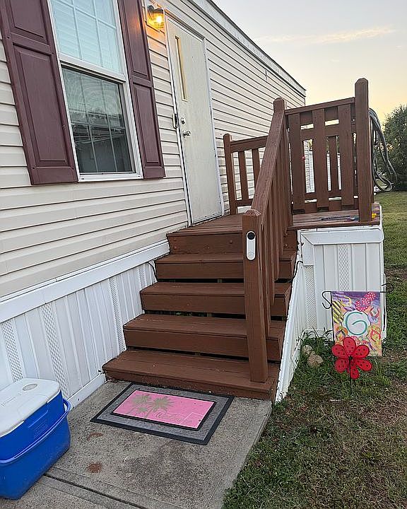 2nd image of 4809 Lavergne Dr