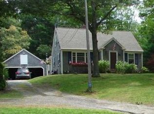 18 Pine St, North Falmouth, MA 02556