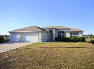 3118 35th St SW, Lehigh Acres, FL 33976