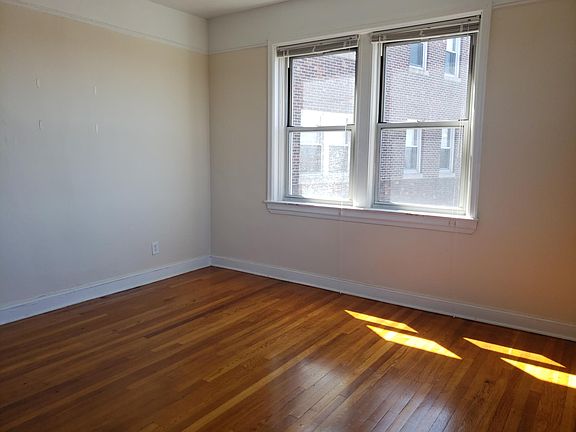 2nd image of 11 S Lake Ave #702
