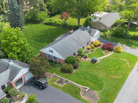 2nd image of 19022 Cherry Tree Dr