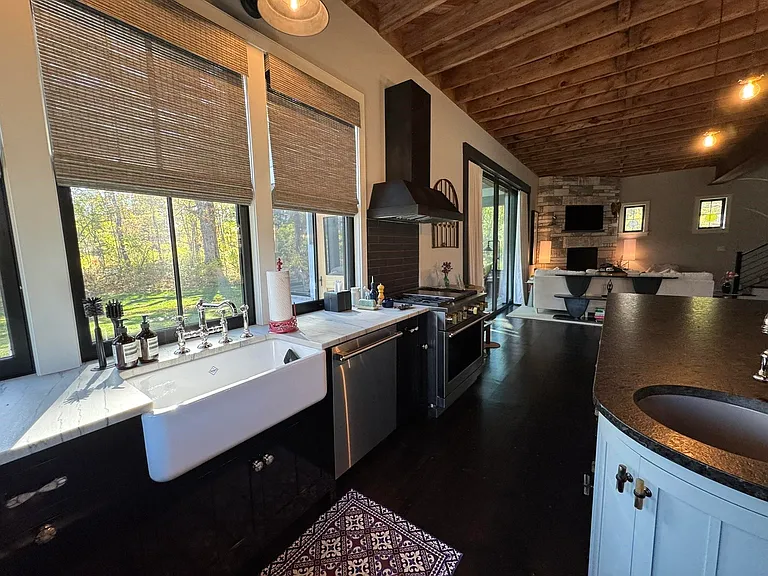 57 Taconic Rd — Photo 9