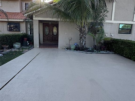 4th image of 19750 Cypress Ct