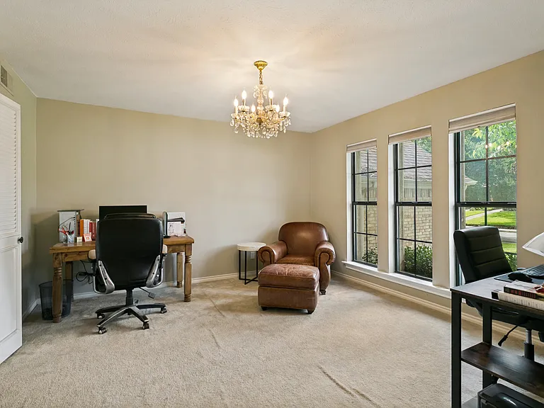 7507 Wellcrest Dr — Photo 5