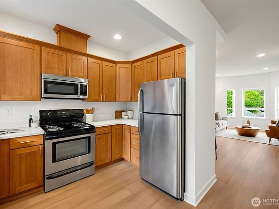 5th image of 4849 S Chicago Street