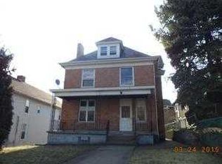 625 Vine St, Coraopolis, PA 15108