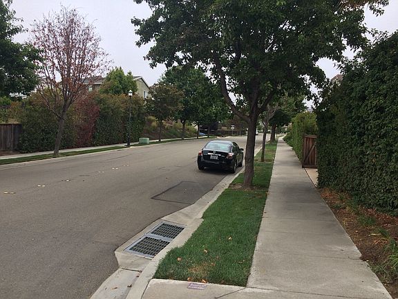 Excellent side street parkin