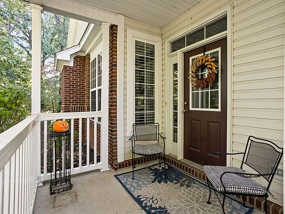 4th image of 3919 Weston Pointe Dr