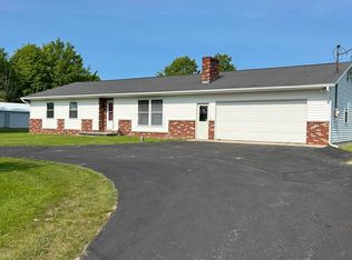 7760 S Extension Rd, Cheboygan, MI 49721