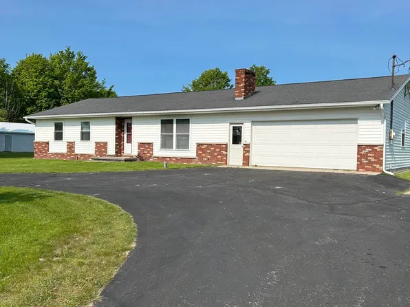 7760 S Extension Rd, Cheboygan, MI 49721