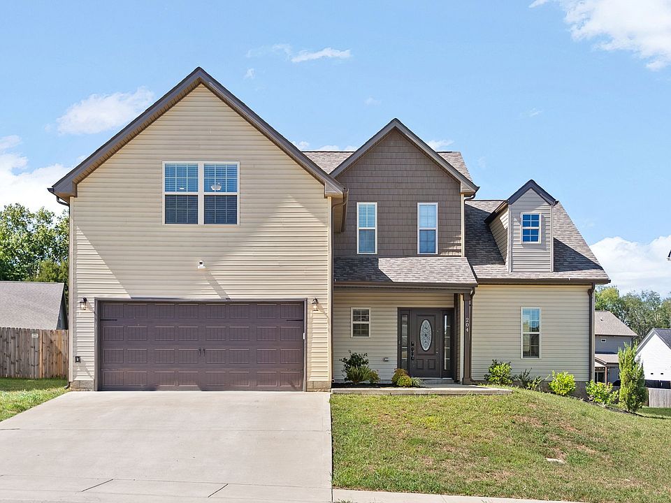 1st image of 204 Geneva Ln