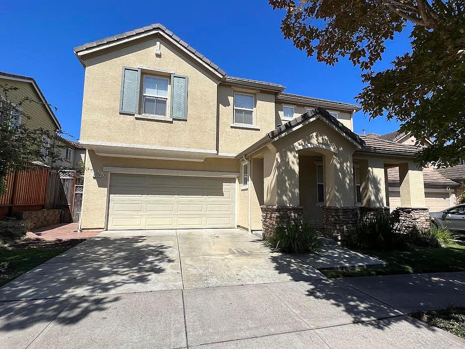 1st image of 1350 Santa Lucia Dr