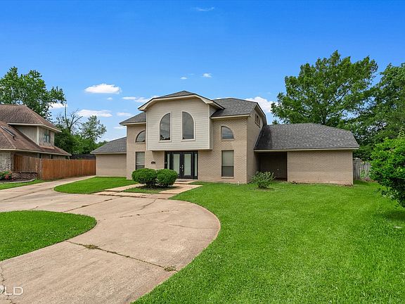 5th image of 411 Ascot Ct