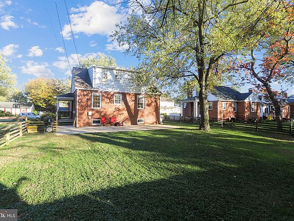 2nd image of 210 Homewood Rd