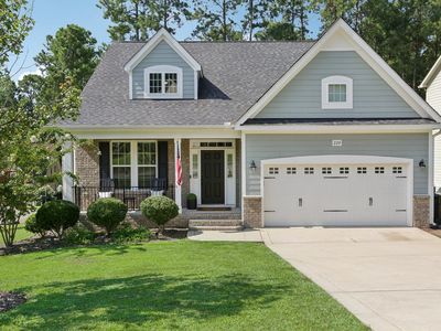 220 Valley Stream Rd, Spring Lake, NC, 28390