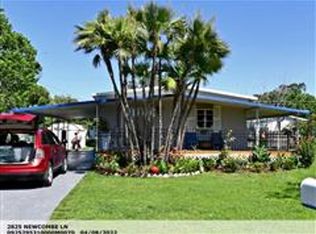 2825 Newcombe Ln, Kissimmee, FL 34741