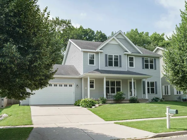 921 South St, Deforest, WI 53532